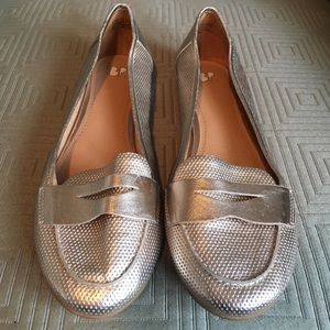 Practically New Platinum BP Loafers